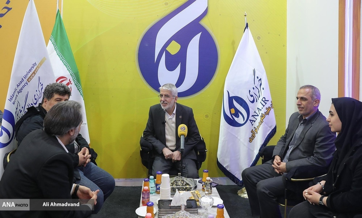 بهرهمندی دانشجویان از مزایای بورس/ لزوم پیوند میان رشتهایها با رشتههای موجود