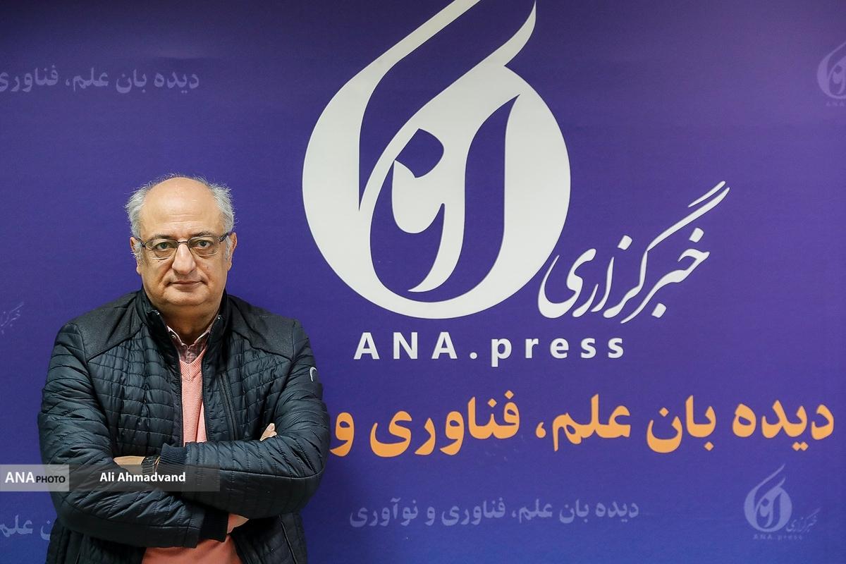 رضایی: والیبال نشسته را از ندانستن میزنند نه شیطنت قهرمانی تیمم را مدیون رسانهها هستم فوتبالیست نباید صد برابر قهرمان المپیک درآمد داشته باشد+فیلم