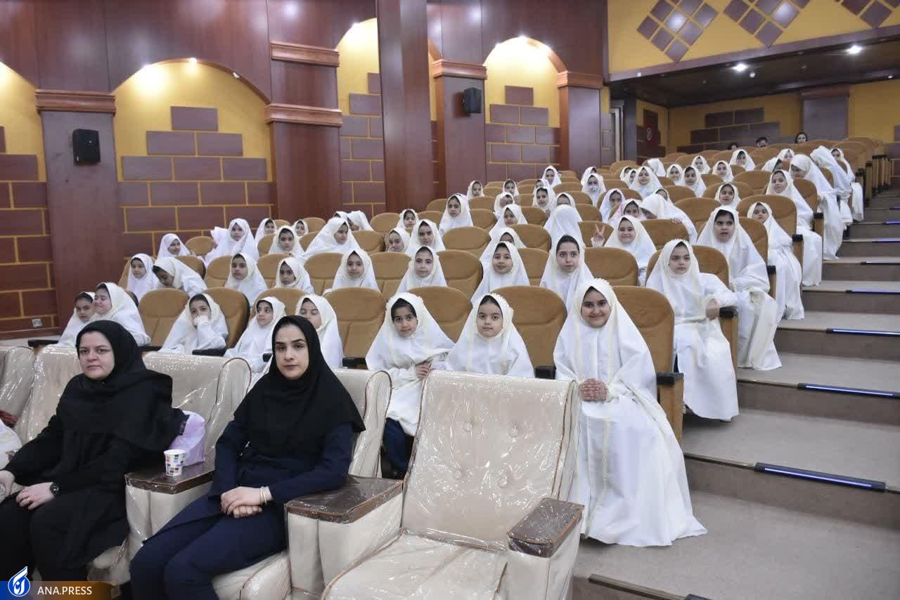 جشن تکلیف باید سرآغازی برای عبودیت و بندگی خداوند متعال باشد جشن تکلیف باید سرآغازی برای عبودیت و بندگی خداوند متعال باشد