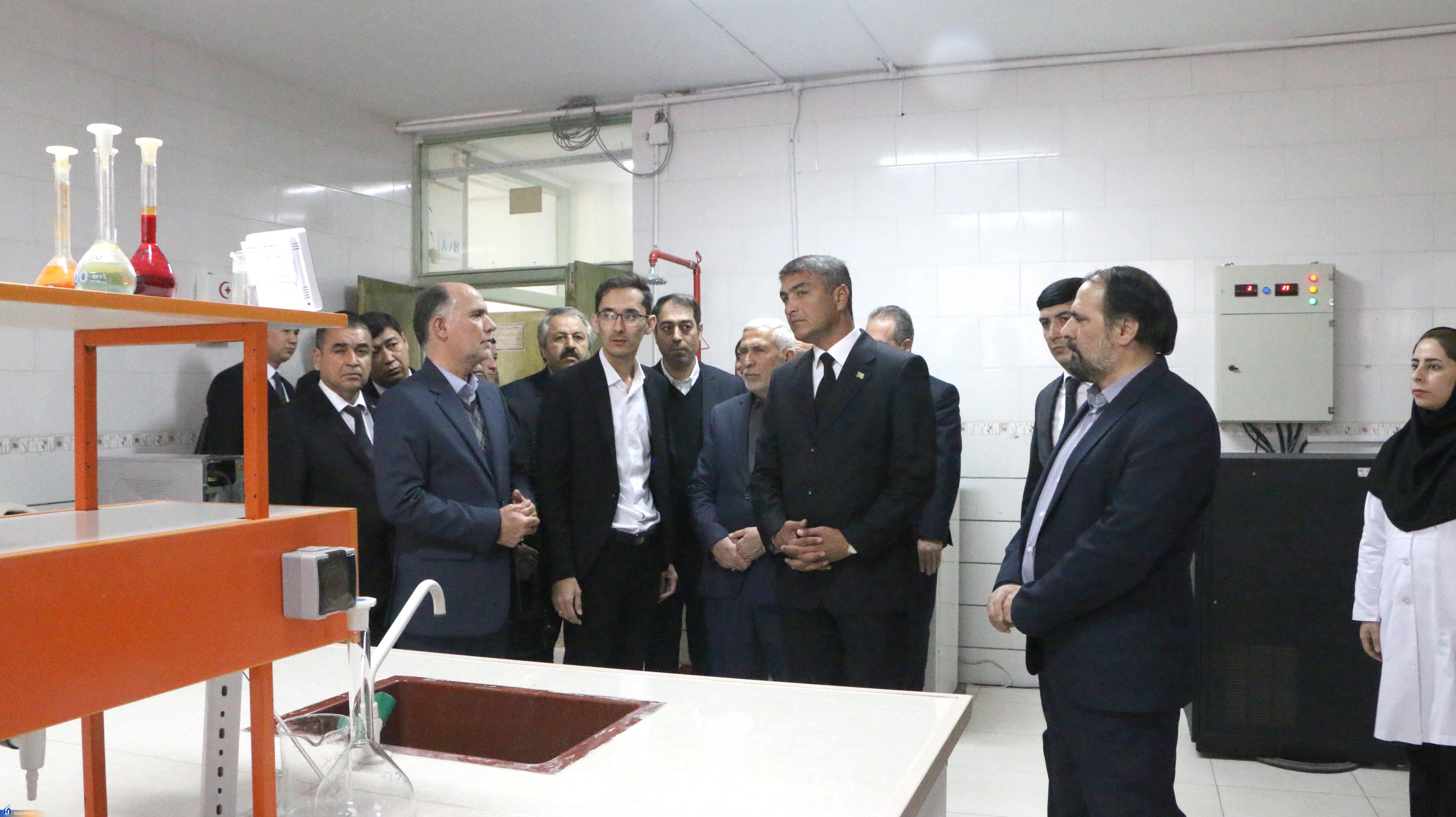 اعلام آمادگی دانشگاه آزاد بجنورد برای خواهرخواندگی با دانشگاه «مختومقلی فراغی» ترکمنستان اعلام آمادگی دانشگاه آزاد بجنورد برای خواهرخواندگی با دانشگاه «مختومقلی فراغی» ترکمنستان