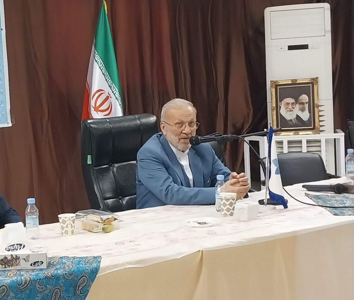 متکی: انتخابات در ایران واقعی و تکرار حضور مردم است