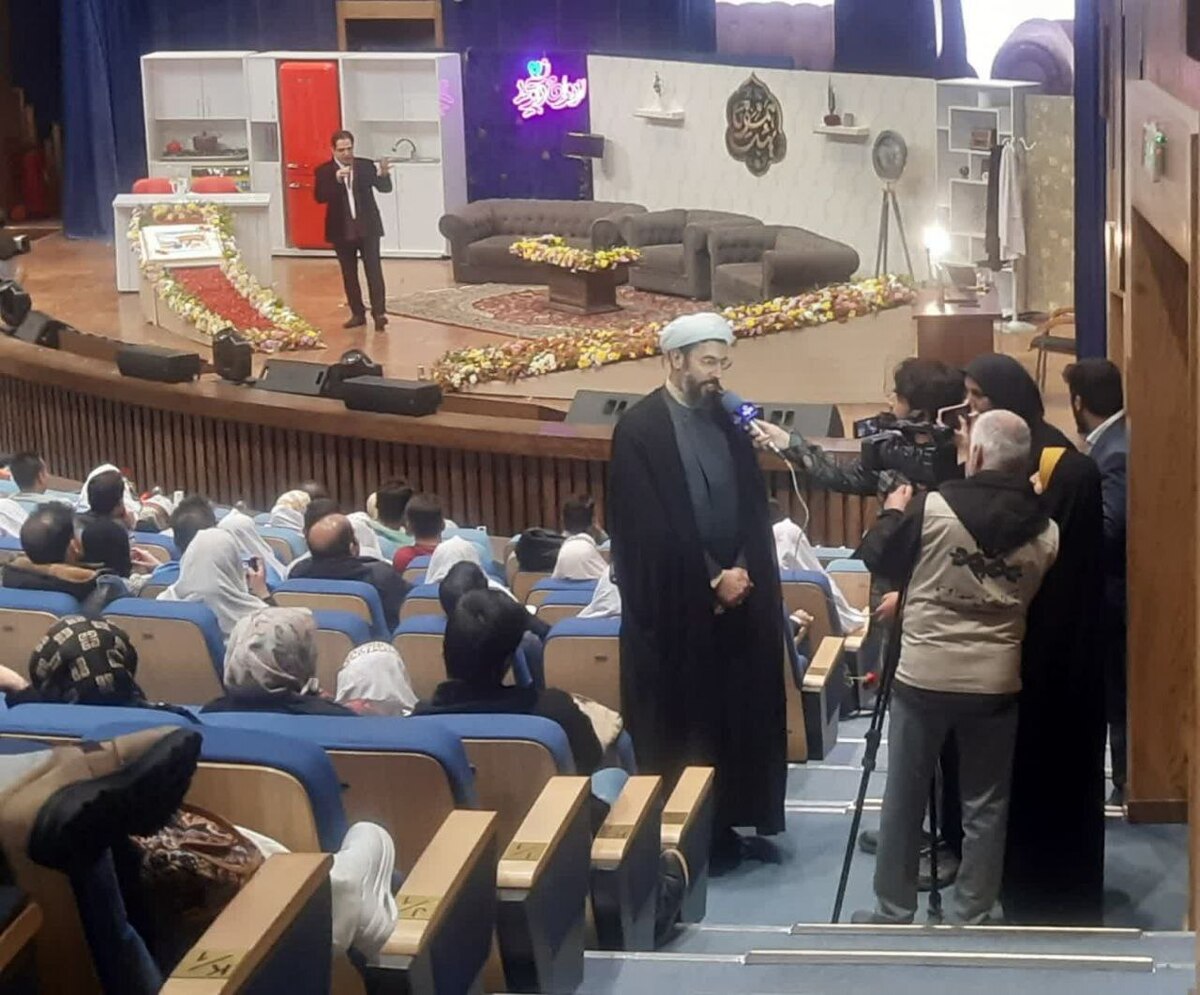 در زندگی از اصل برکت غافل نباشید/ همه چیز در مادیات خلاصه نمیشود