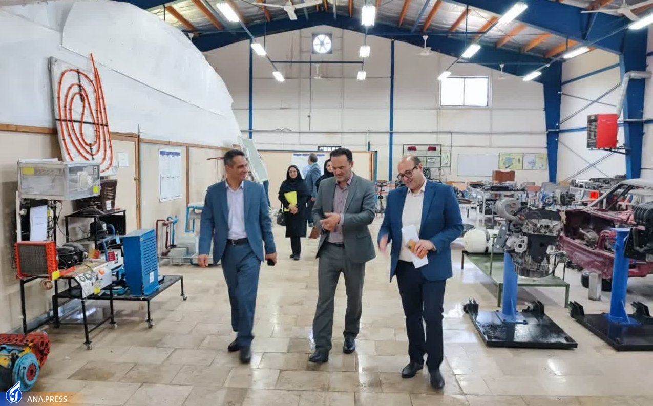 مهارتافزایی را باید در مسیر علم و اشتغال حرکت داد مهارتافزایی را باید در مسیر علم و اشتغال حرکت داد