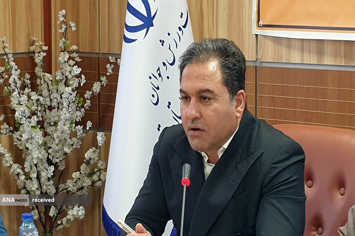 معزیفر: فیبا نگاه مثبتی به بسکتبال ایران دارد/ دبیرکل فیبا از استخدام مربی خارجی بانوان استقبال کرد