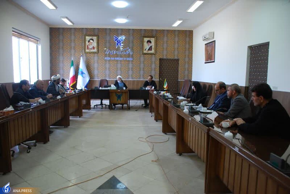 حجاب و عفاف نباید به سیاستزدگی دچار شود