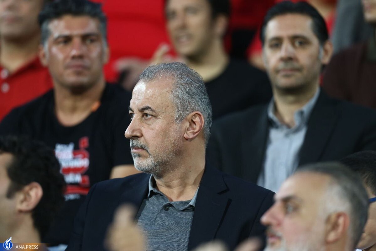 چرا وقتی پرسپولیس صدر نبود استقلال و سپاهان به برنامه اعتراض نداشتند؟/تصمیم سازمان لیگ خلاف آیین نامه است