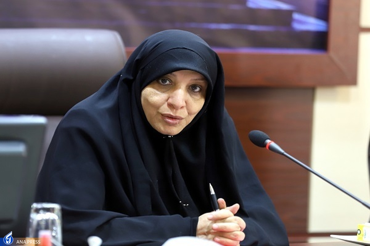 اقتدار نسل آیندهساز ایران در گرو حفظ منزلت معلم