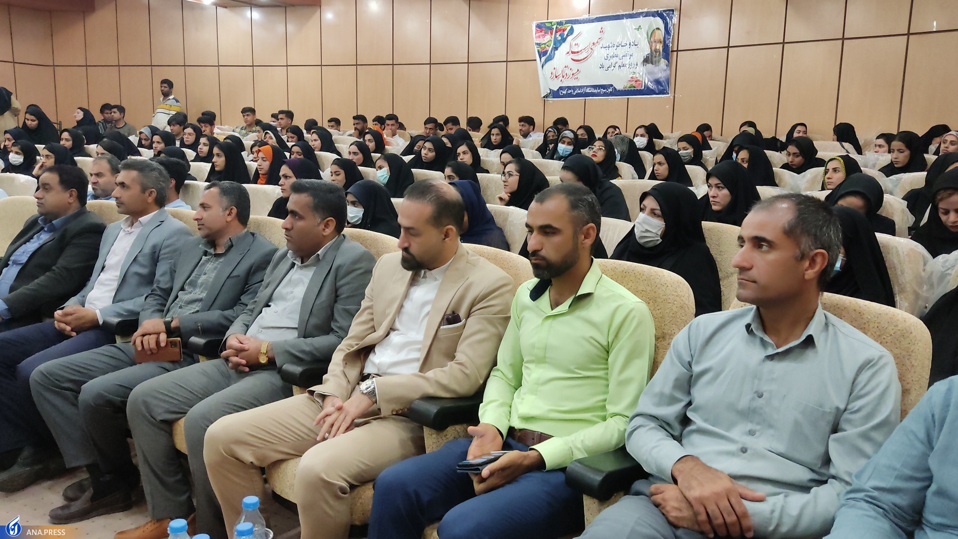 مراکز علمی خدماتی کشاورزی در شهرستان کهنوج راهاندازی میشود مراکز علمی خدماتی کشاورزی در شهرستان کهنوج راهاندازی میشود