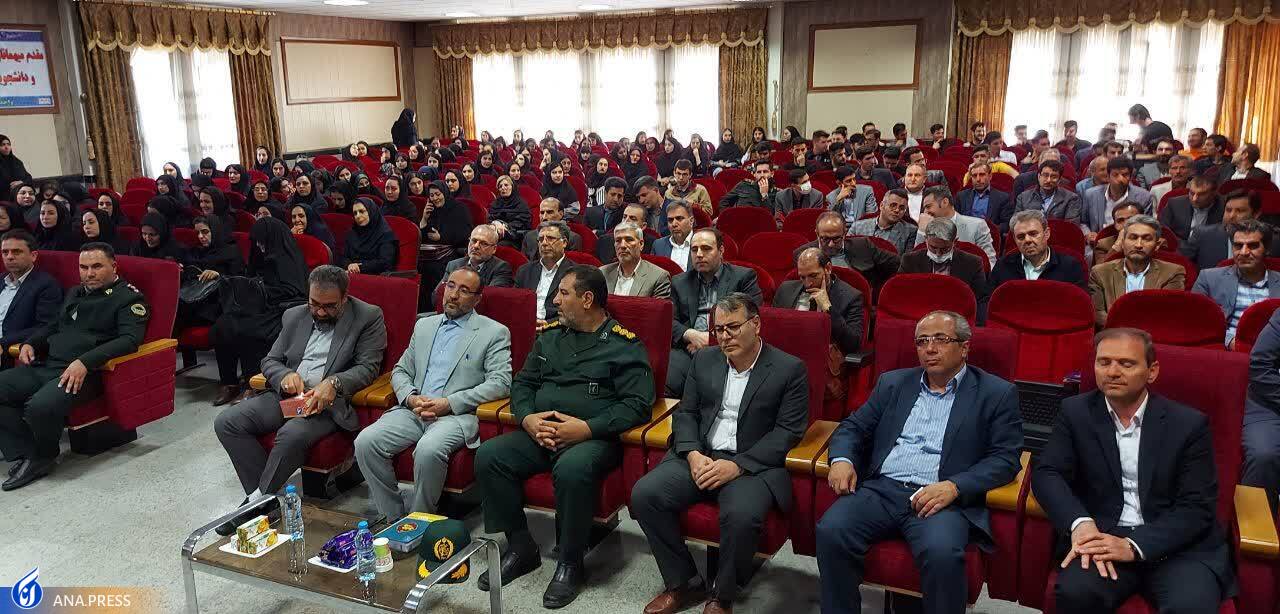 بیان جایگاه معلم نیازمند قدرت واژگانی و جریان&zwnj;سازی بالاست/ جامعه صلاح و رستگاری را از معلمان دارد