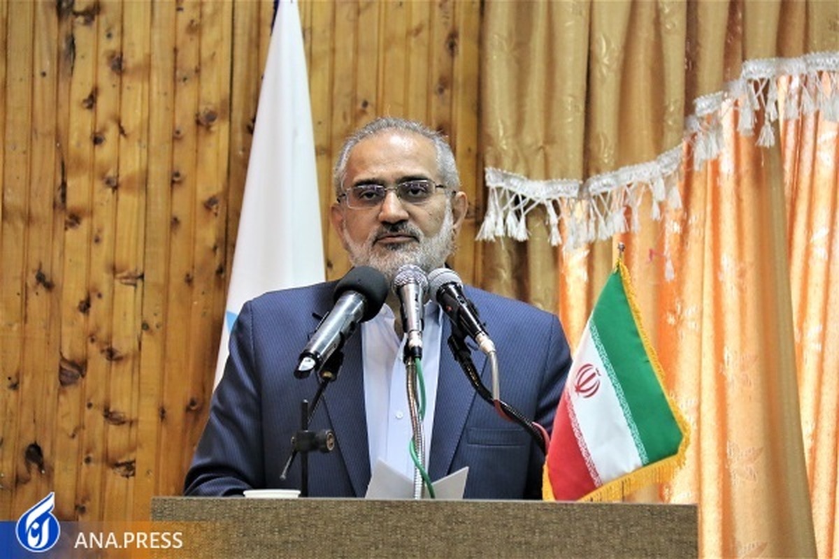 جامعه باید مقابل سیاهنماییهای دشمن مبلغ شود