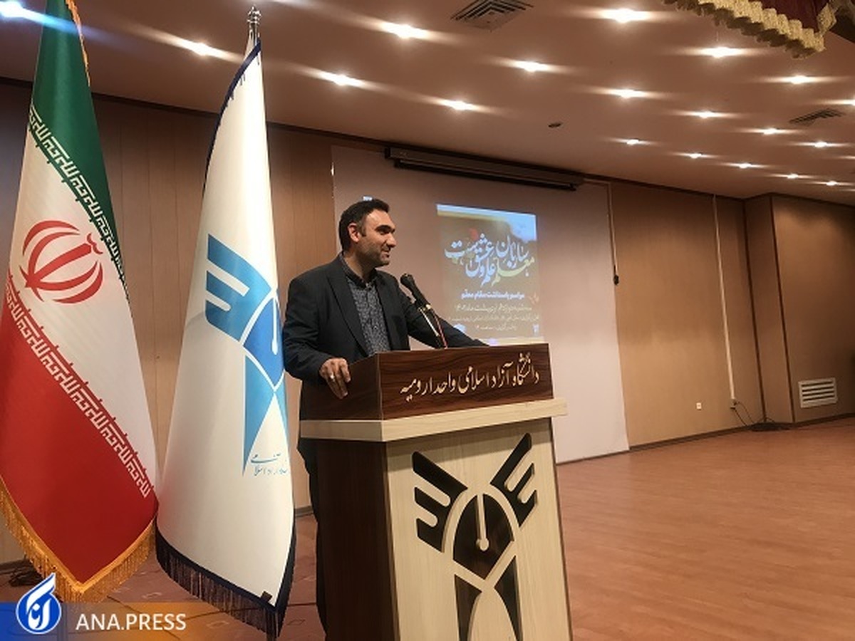 معلمان در زندگی انسان نقش محوری ایفا میکنند