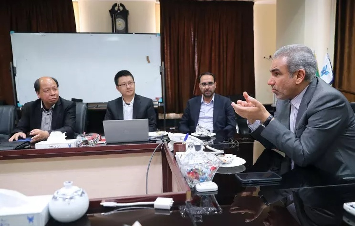 نشست مشترک دانشگاه آزاد اسلامی با شرکت «گروه اول راهآهن چین» برگزار شد