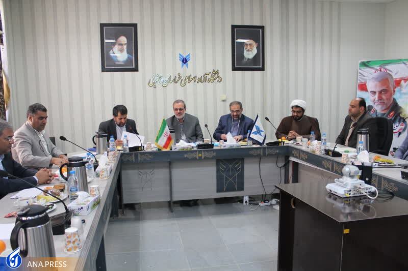 نمیتوانیم کار خود را با مشاغلی خارج از محیط علمی و فرهنگی مقایسه کنیم نمیتوانیم کار خود را با مشاغلی خارج از محیط علمی و فرهنگی مقایسه کنیم