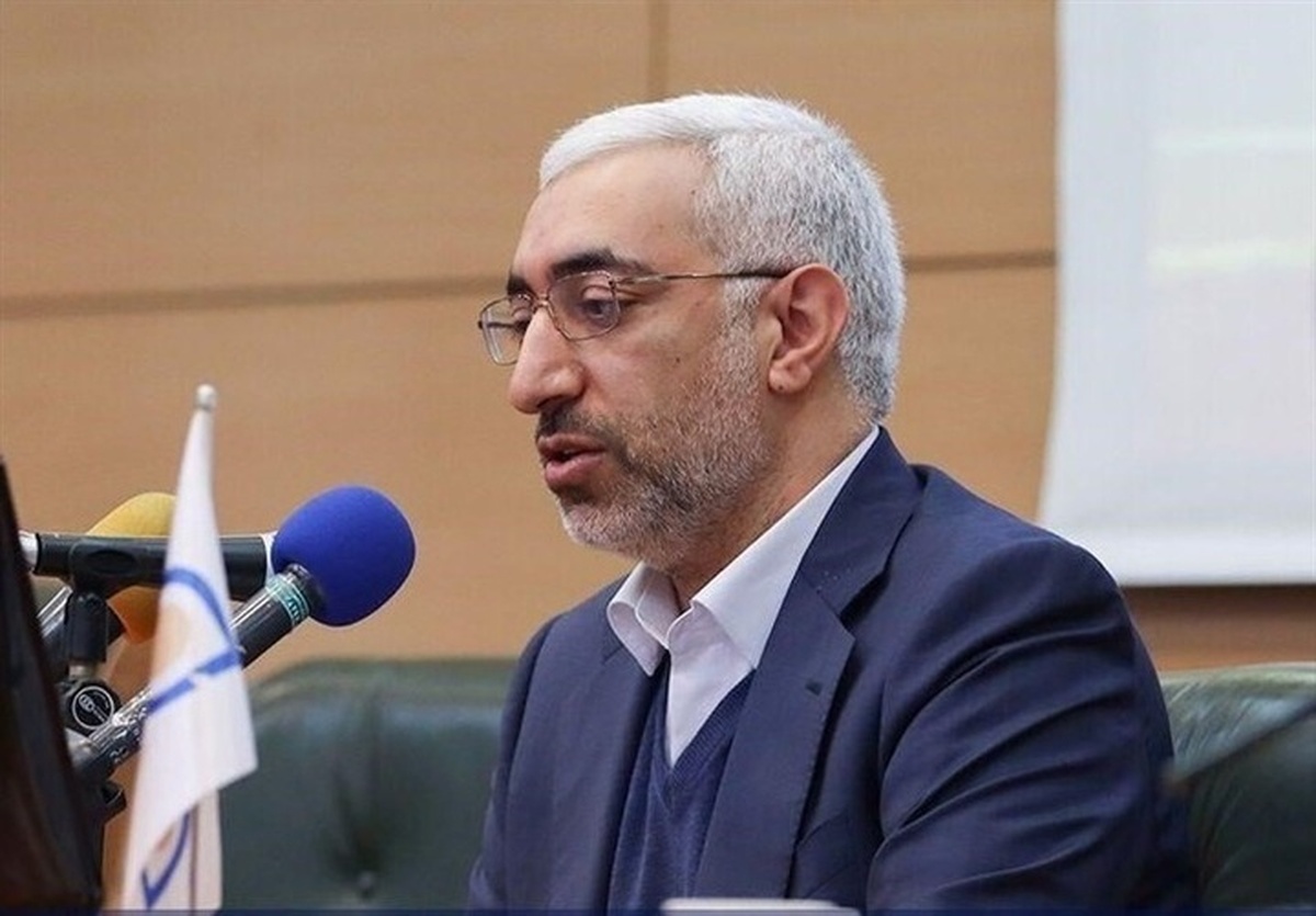 عرضههای دستوری حقوقیها را تکذیب میکنم