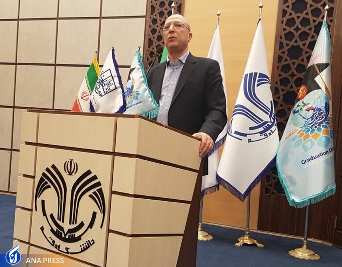وزیر علوم: رویکرد علم به سمت گره گشایی از مردم و افزایش باورهای دینی باشد