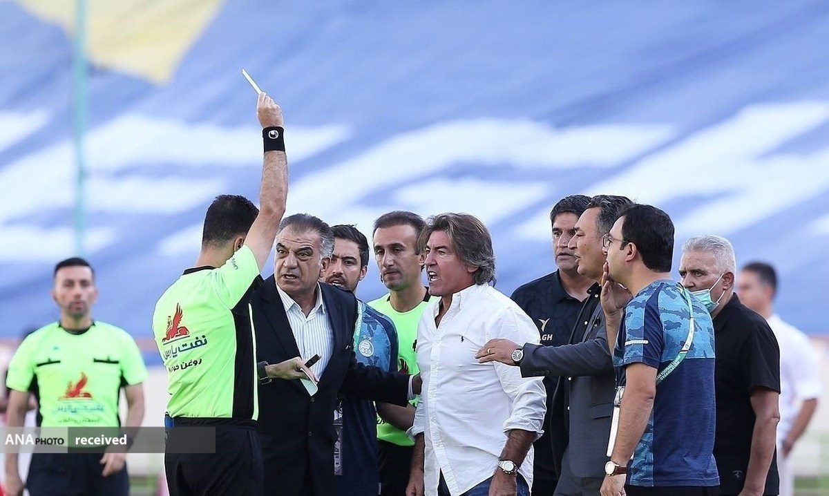 ابراهیمی:پرسپولیس از حالا خودش را قهرمان نداند/ ساپینتو مثل مورینیو جرزنی میکند اما سبک آنها فرق دارد
