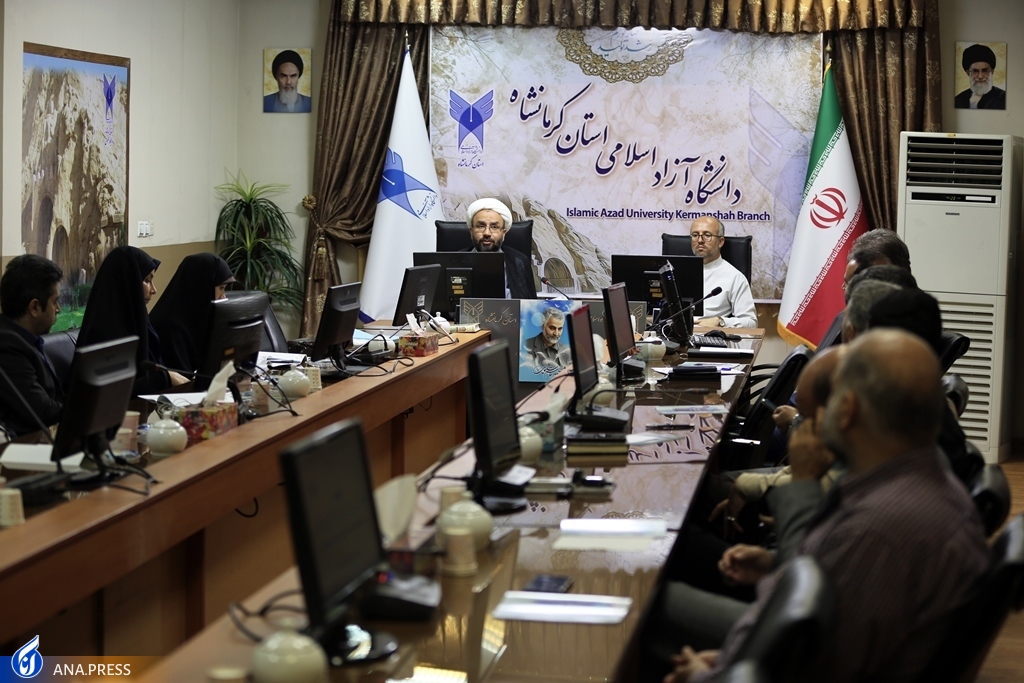 دشمن دو قطبیسازی جامعه را در دستورکار قرار داده است دشمن دو قطبیسازی جامعه را در دستورکار قرار داده است