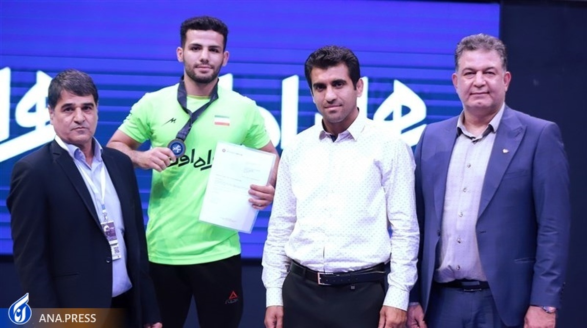 پس از ۷ سال پیگیری فدراسیون کشتی؛ مدال برنز به مهرابی رسید