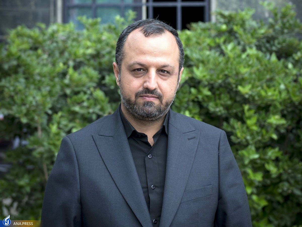 وزیر اقتصاد وارد جده شد