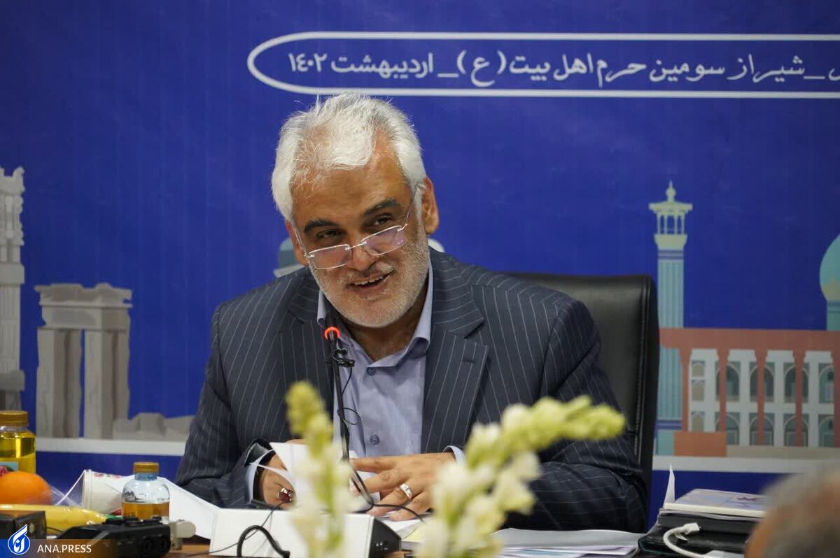 دکتر طهرانچی از پورتال انتخابات آنلاین انجمنهای علمی رونمایی کرد