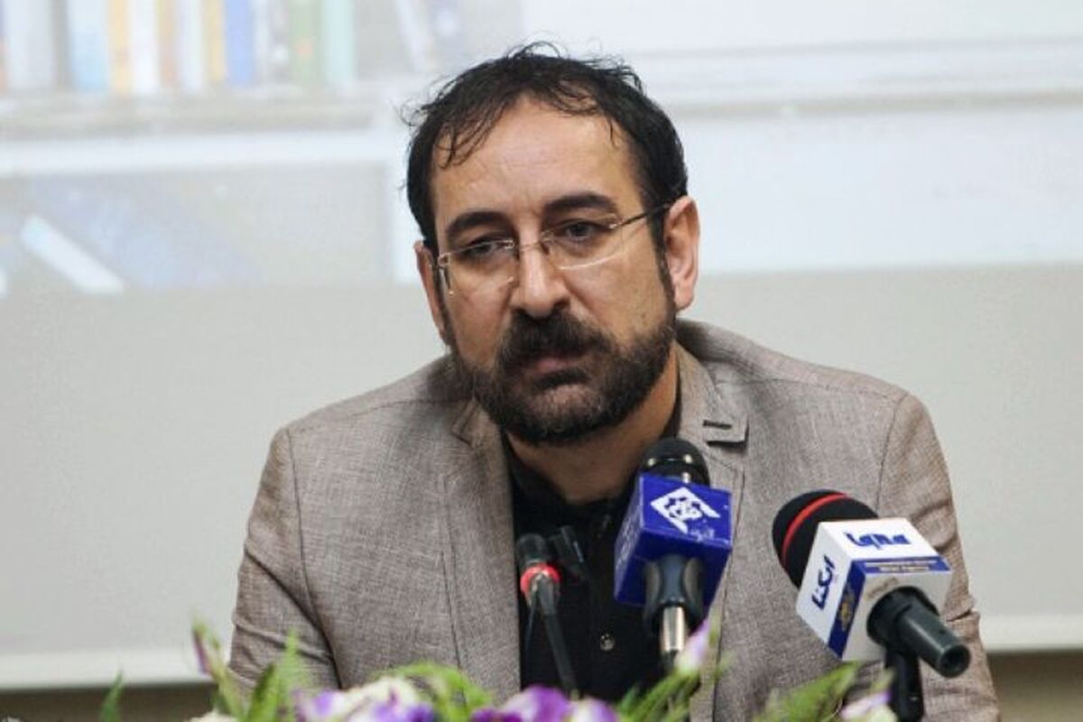 داورپناه: «جایزه دانشآموزی هوادار كتاب» استانی شود