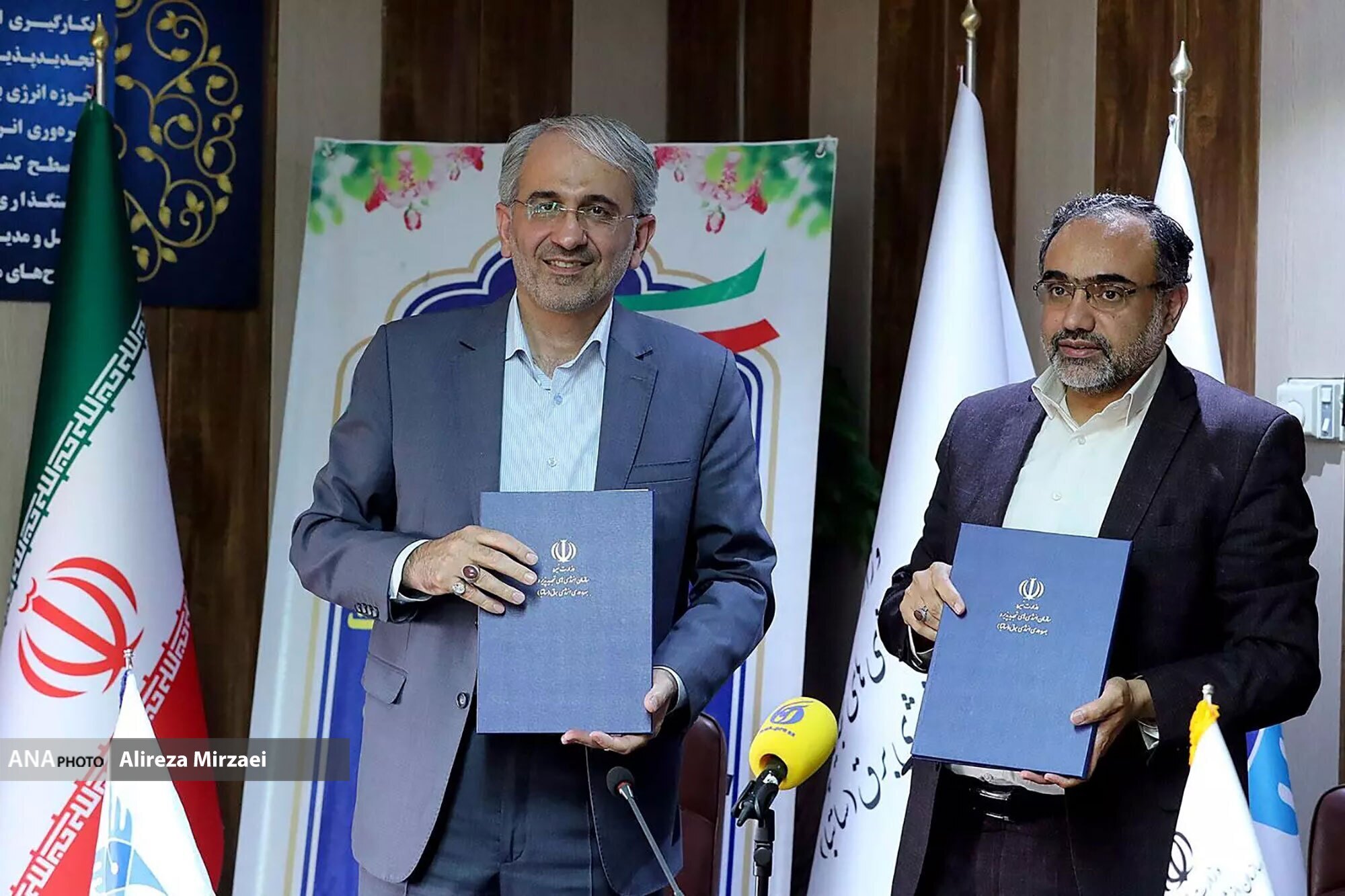 از نیروگاههای خورشیدی به مدت ۲۰ سال بدون هزینه چندانی میتوان استفاده کرد از نیروگاههای خورشیدی به مدت ۲۰ سال بدون هزینه چندانی میتوان استفاده کرد