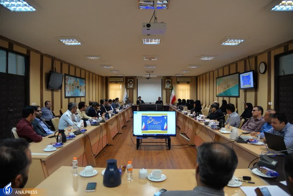 تصور اینکه مشکل آمریکا با جمهوری اسلامی است ساده&zwnj;انگارانه است/ آنها دنبال تجزیه ایران هستند