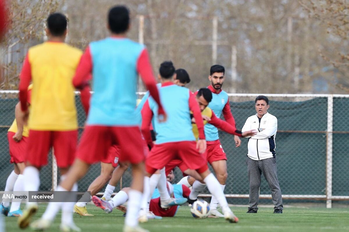 فریادشیران: قلعهنویی باید تا جام جهانی بماند وگرنه وقت تلف کردهایم سرمربی امید امروز هم انتخاب شود شانس صعود ندارد