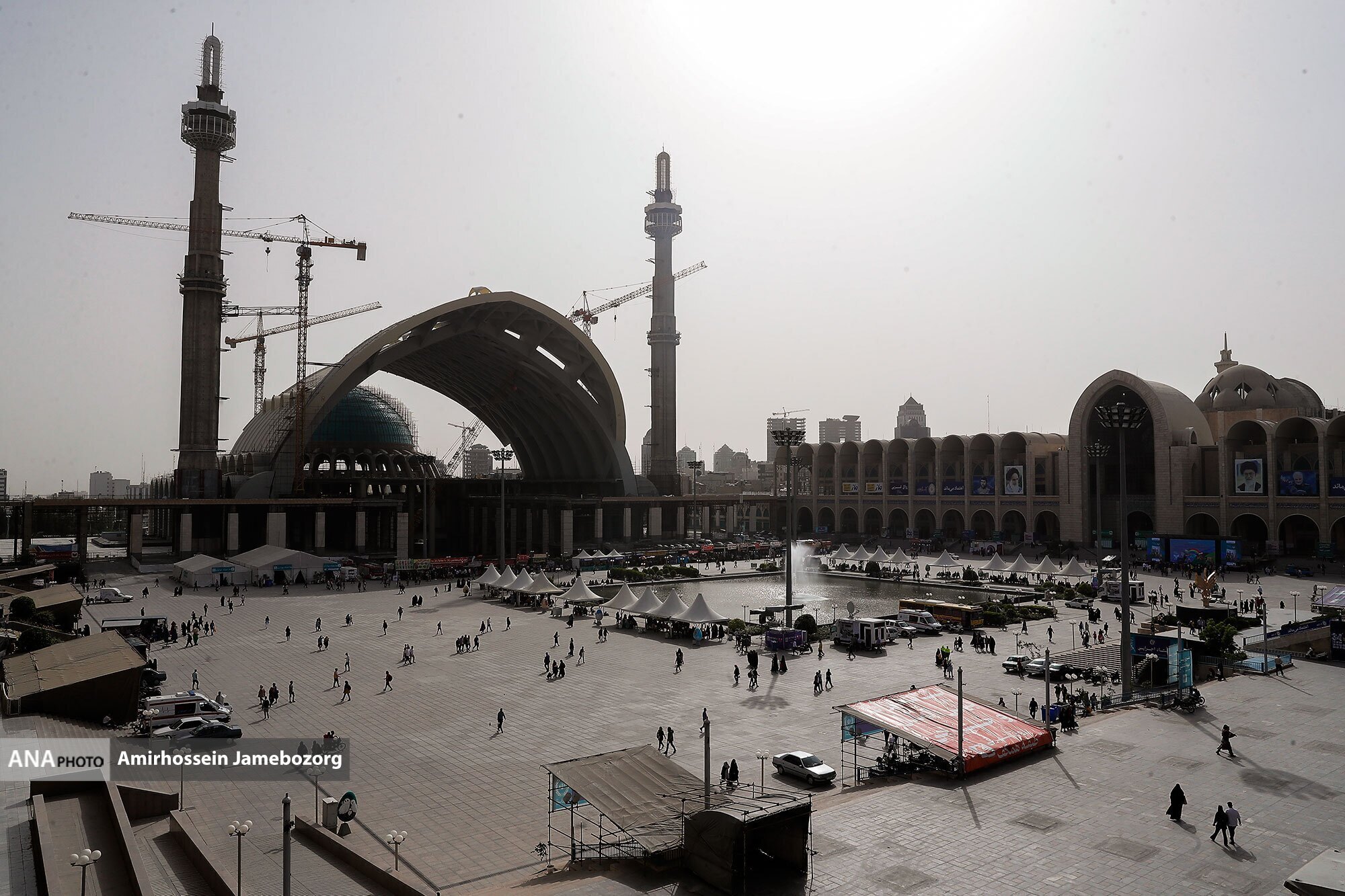 تعلل گمرک ایران یا سوءاستفاده ناشران خارجی؟ تعلل گمرک ایران یا سوءاستفاده ناشران خارجی؟