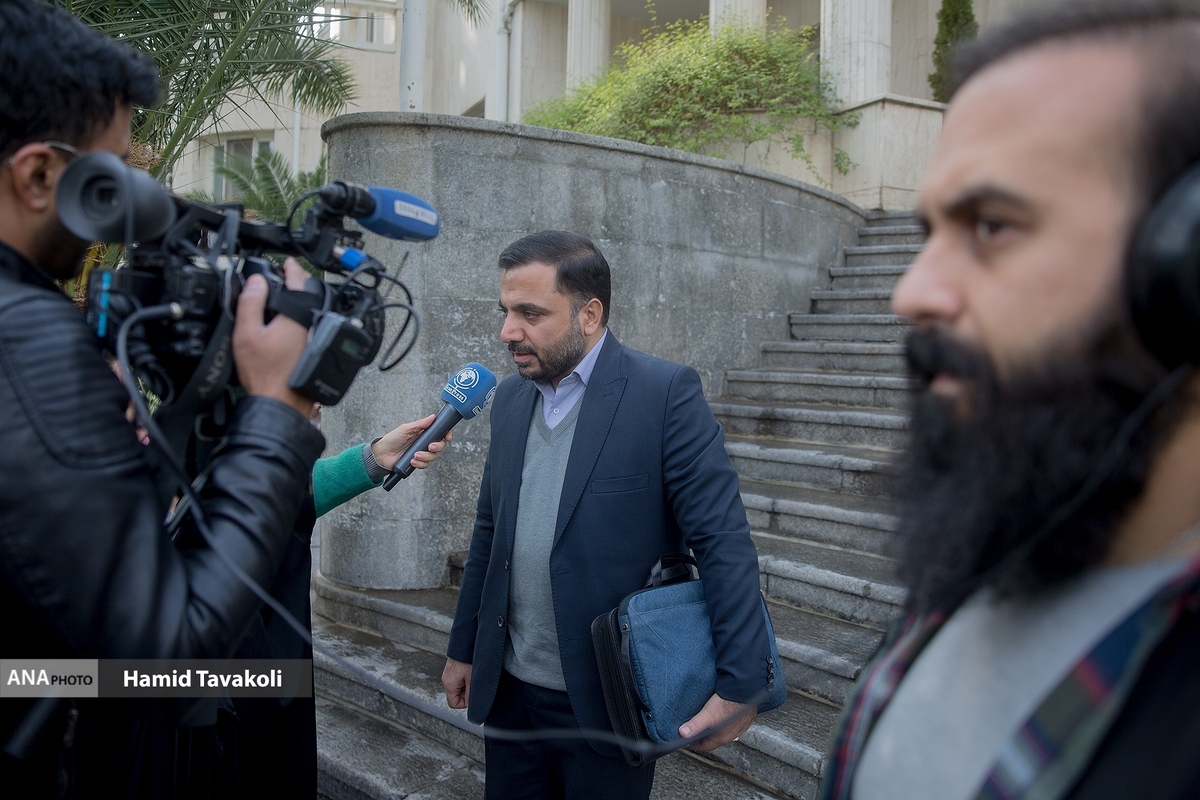 ۸ تا ۱۰ میلیون پورت فیبر نوری تا پایان سال تأمین میشود
