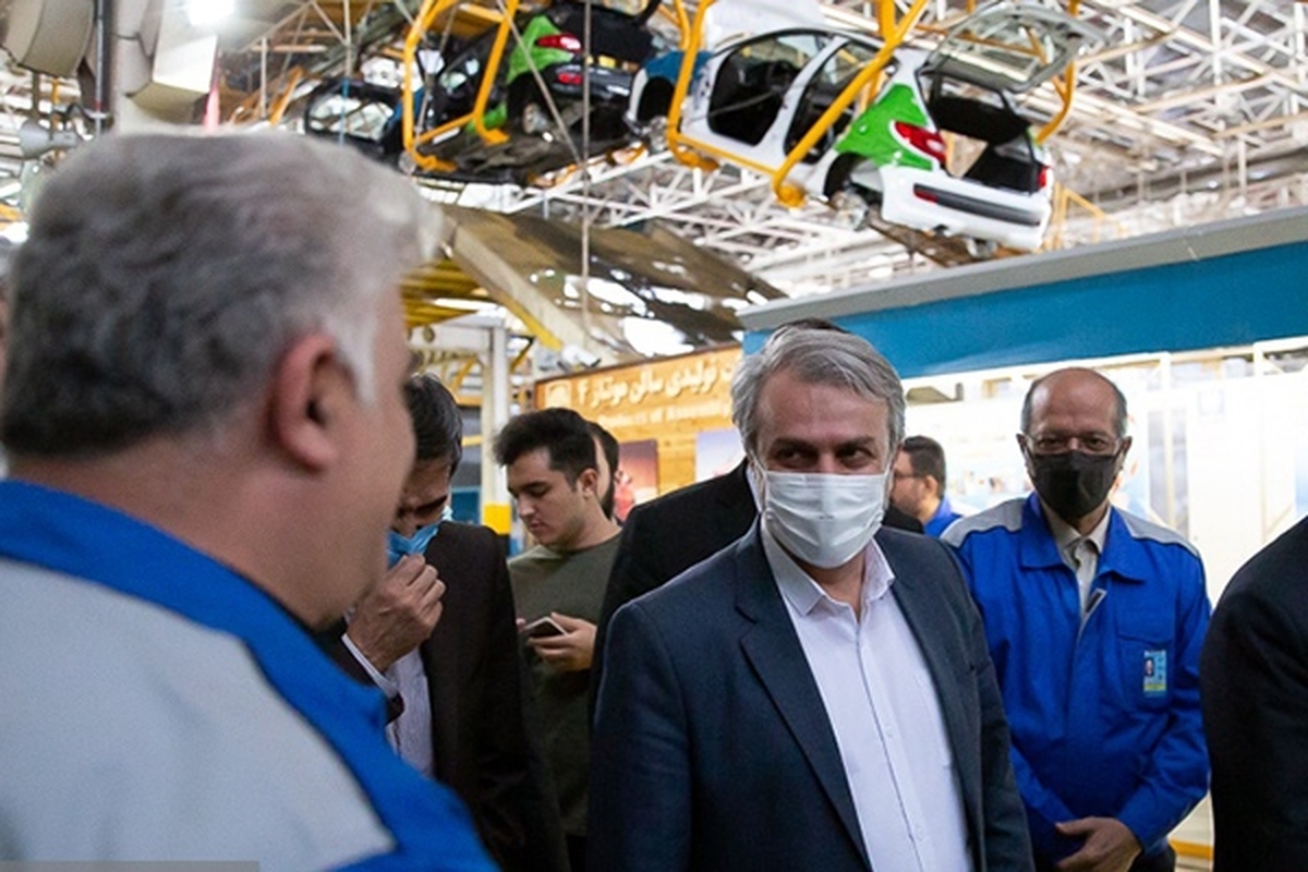 چگونگی بحران‌زدایی از صنعت خودرو از زبان وزیر صمت