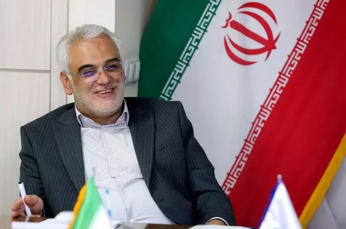 الگوی دانشگاه آزاد اسلامی برای اصلاح نظام آموزش عالی، اتصال دانشگاه به جامعه است