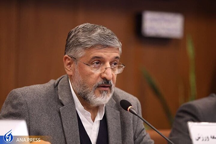 پولادگر: مدیران استقلال چندین بار برای بدهی استراماچونی پول گرفتند و ندادند/ 2 وزارتخانه در مورد هیات مدیره سرخابی ها توافق می کنند