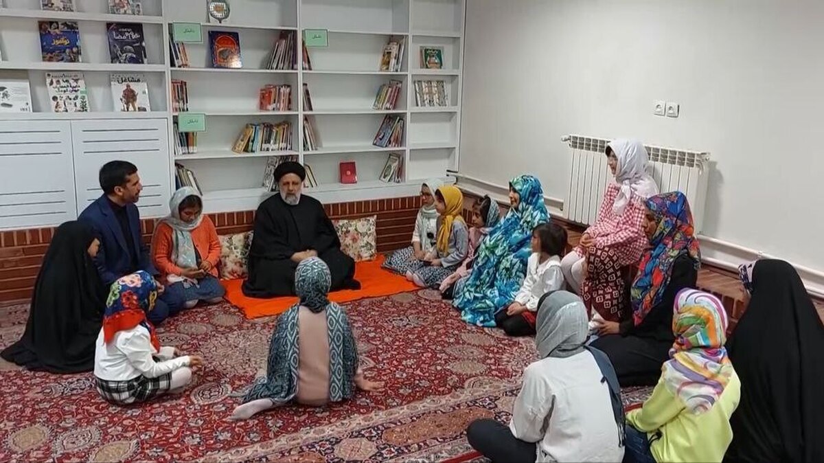 حضور رئیس جمهور در یکی از مراکز دخترانه نگهداری کودکان فاقد سرپرست موثر