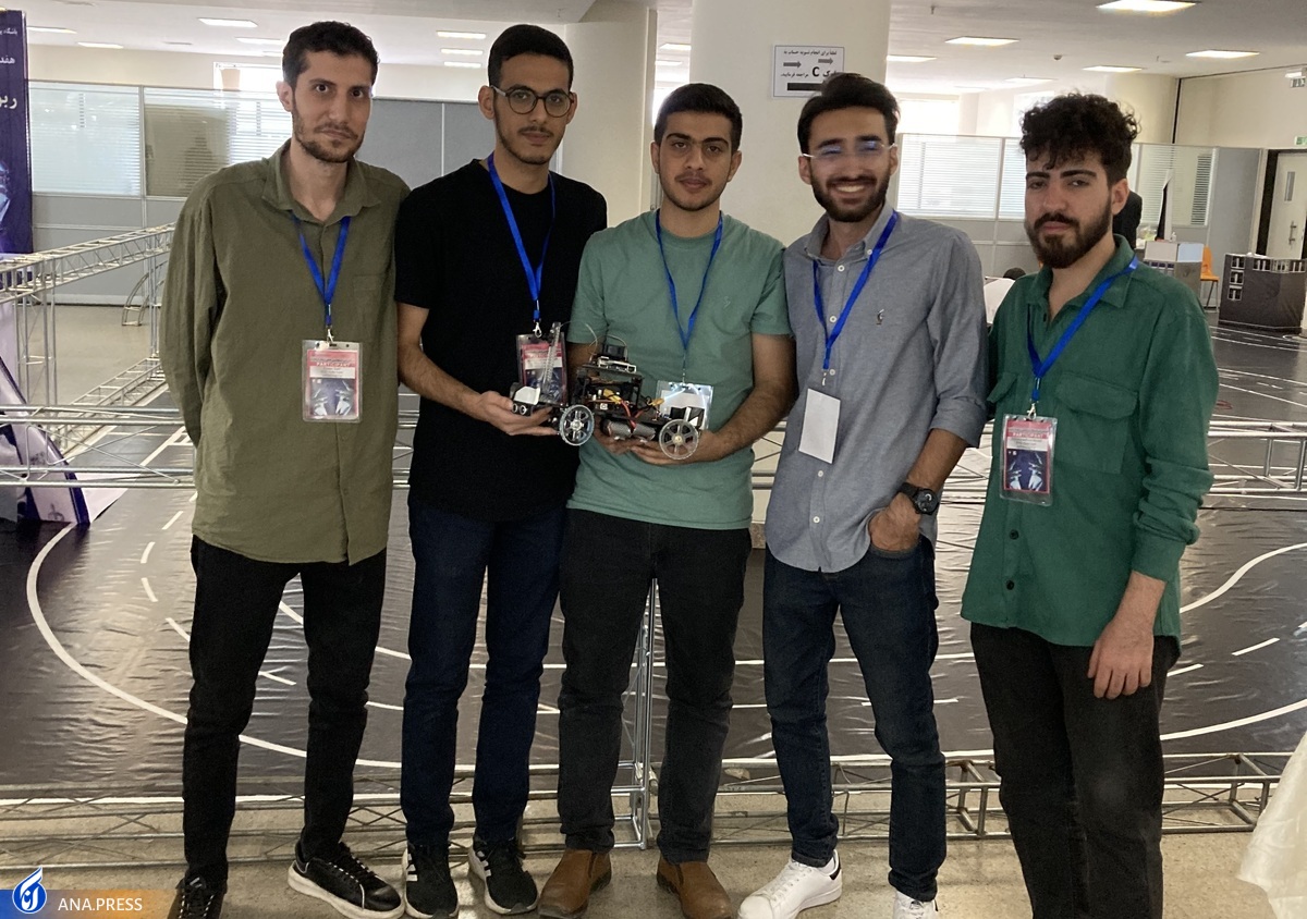 جولان خودرو الکتریکی دانشجویان کرجی در مسابقات بینالمللی ربوکاپ