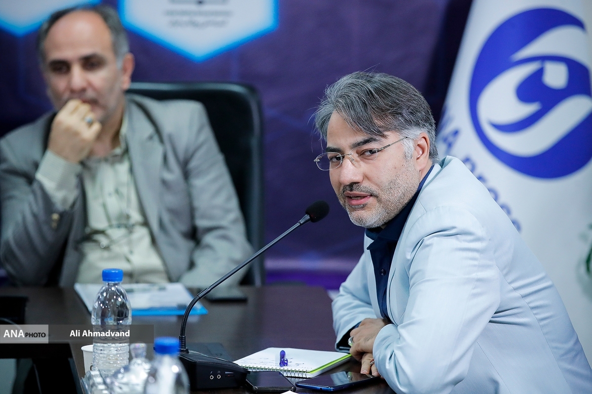 جریانسازی توسعه و ترویج دانش برای دانشآموختگان فراهم میشود