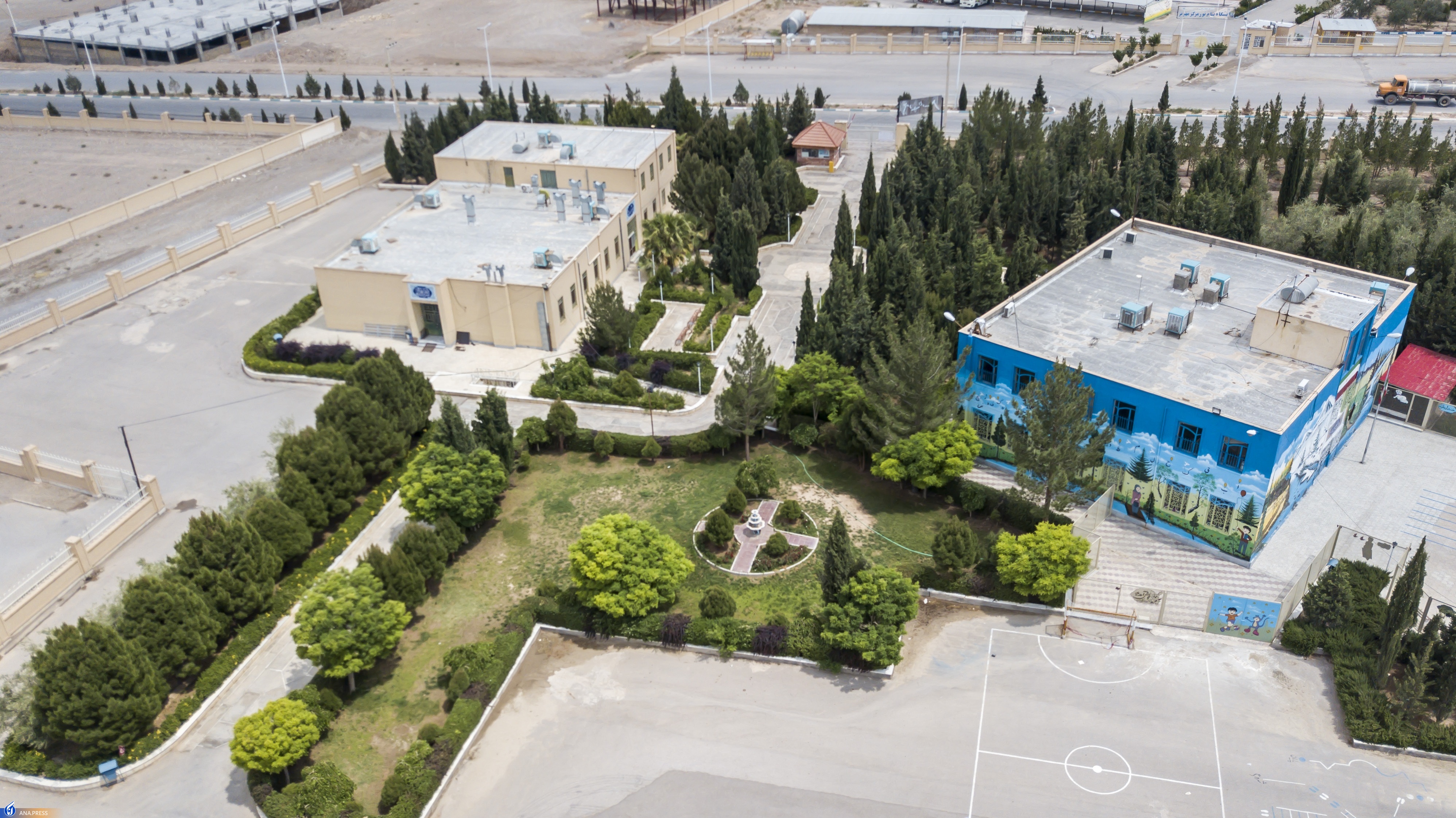 تولد بیست و یک سالگی دانشگاه آزاد اسلامی مهریز با سال&zwnj;ها بالندگی علمی