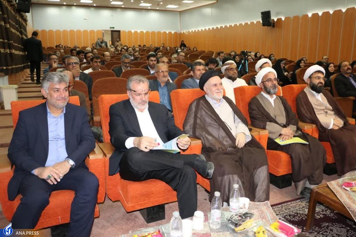 بزرگداشت شهید آیتالله سلیمانی در دانشگاه آزاد زاهدان