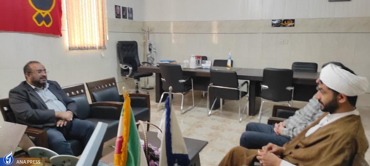 همکاری علمی دانشگاه آزاد و سپاه در کنگره بینالمللی آیتالله لاری