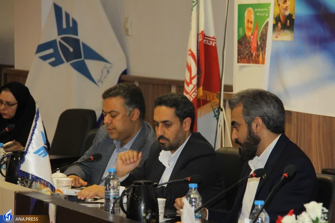 تعامل دانشگاه آزاد با قطب اقتصاد و انرژی کشور در «عصر امید» تعامل دانشگاه آزاد با قطب اقتصاد و انرژی کشور در «عصر امید»