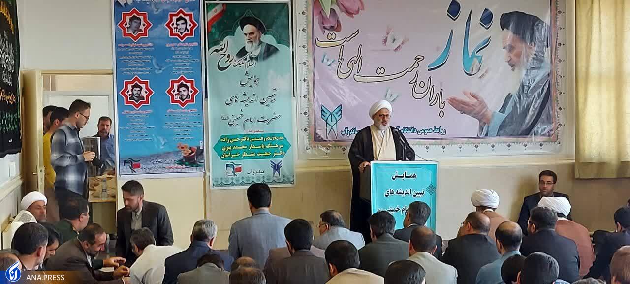 امام خمینی(ره) در اوج قدرت علمی و معنوی فرمود که طلبه&zwnj;ام/شهید مطهری حاصل جهاد علمی امام راحل