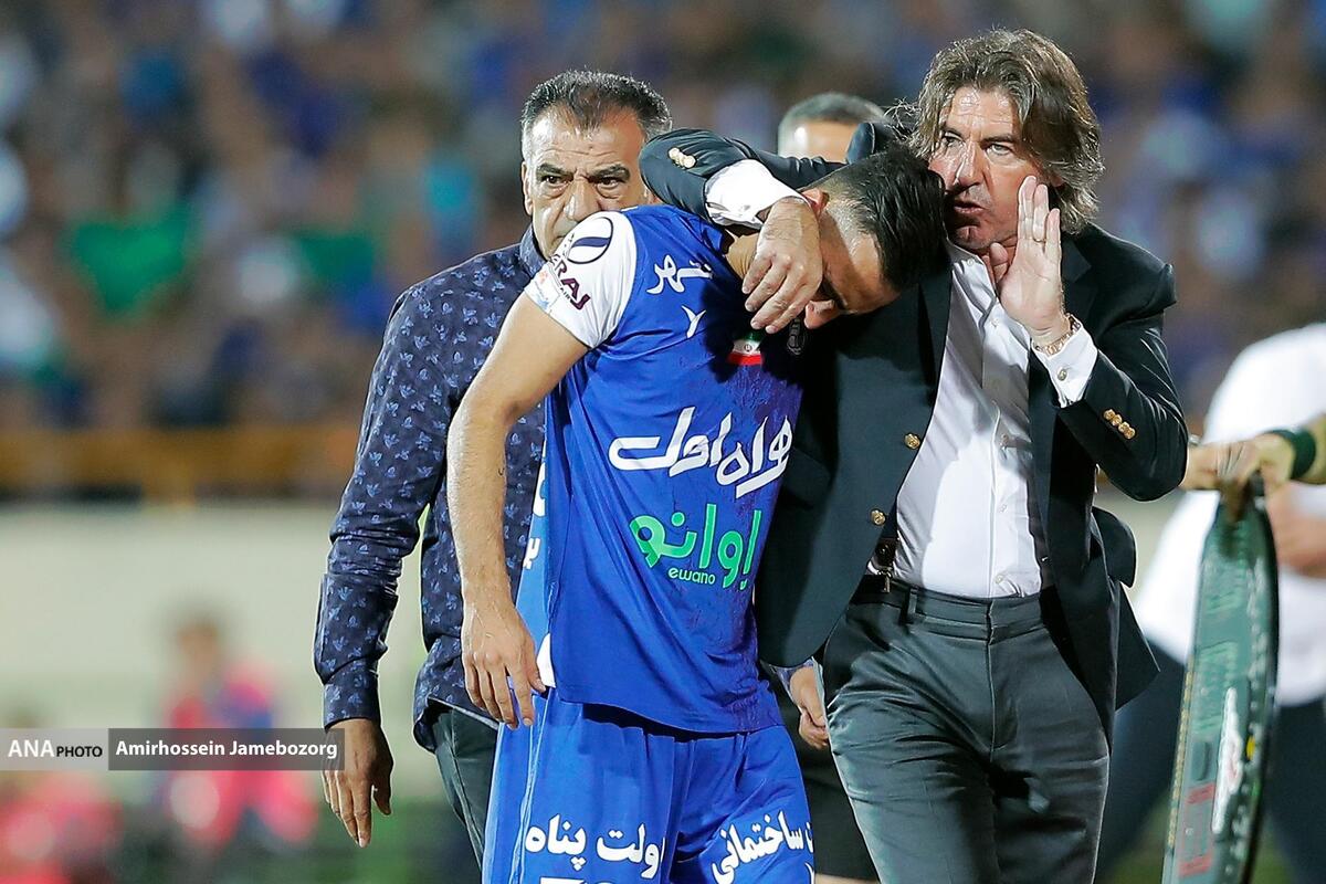 باشگاه استقلال به ساپینتو پیشنهاد تمدید قرارداد داد سرمربی آبیها تا پایان هفته معرفی میشود