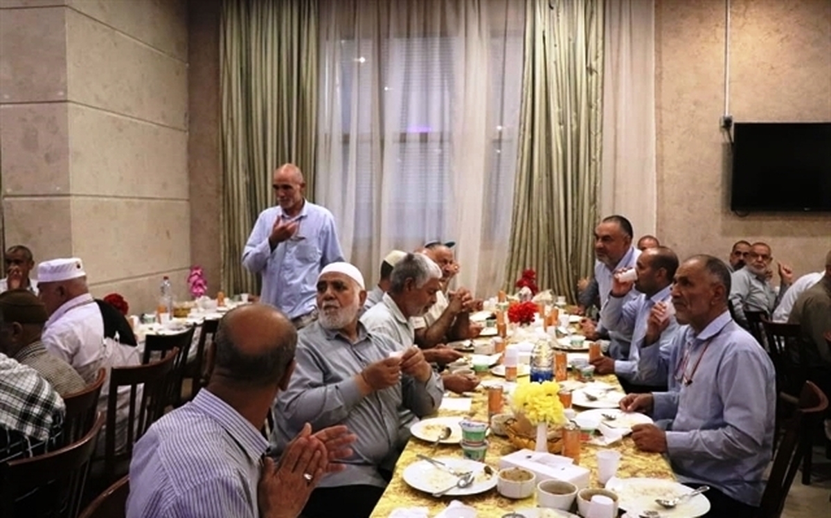 غذا‌ها و خوراکی‌هایی که شما را در طول حج سالم نگه می‌دارند