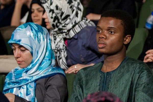 باید تربیتکننده مدل مدیریتیِ انقلاب اسلامی باشیم باید تربیتکننده مدل مدیریتیِ انقلاب اسلامی باشیم