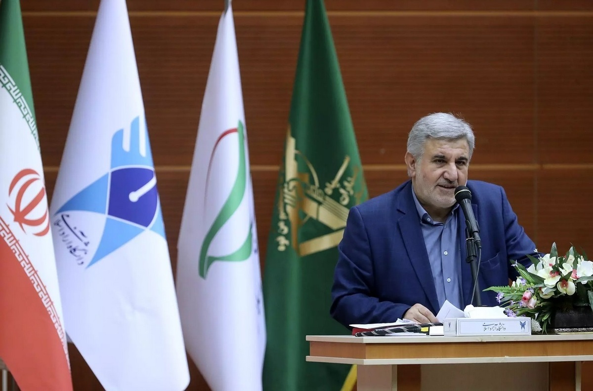 مردانی: مراسم ملی بسیج اساتید با حضور ۳۰ هزار استاد بسیجی برگزار میشود