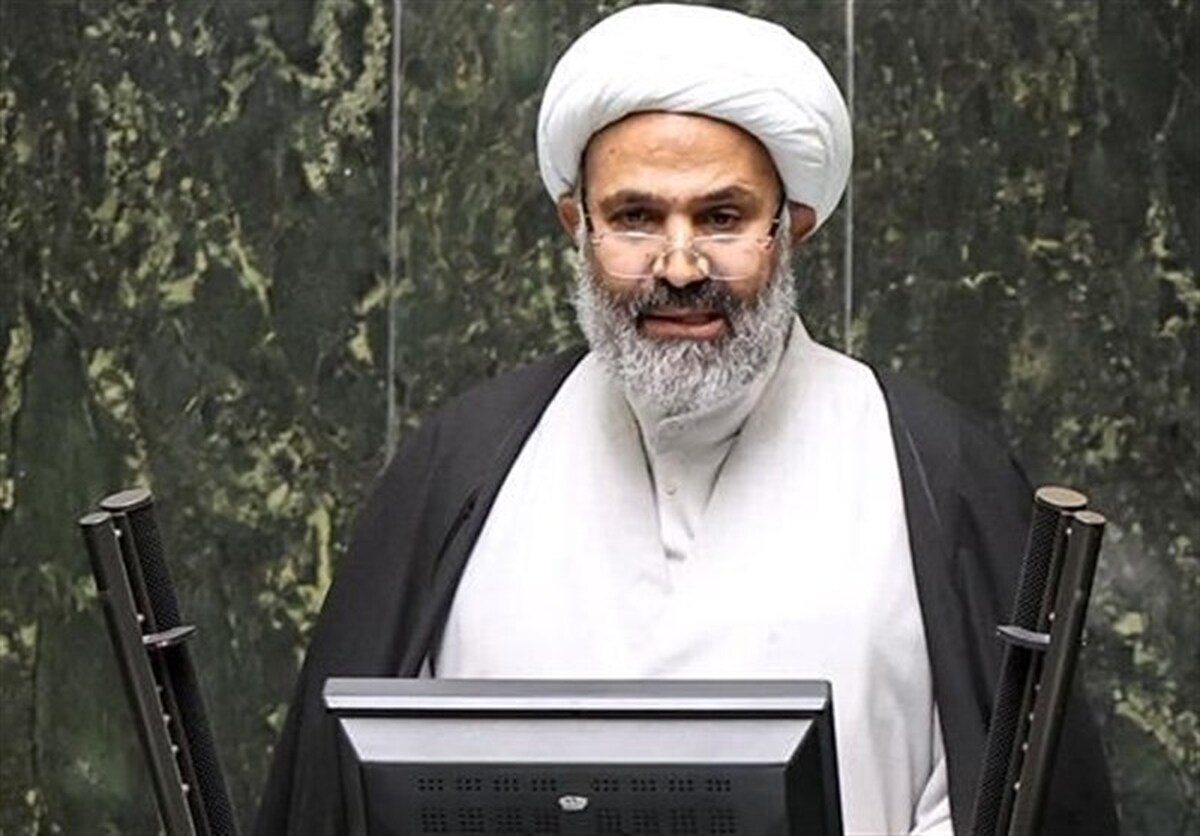 پژمانفر: دو پرونده با شکایت ۷۰۰ هزار نفر از «روحانی» تقدیم دادستانی شد