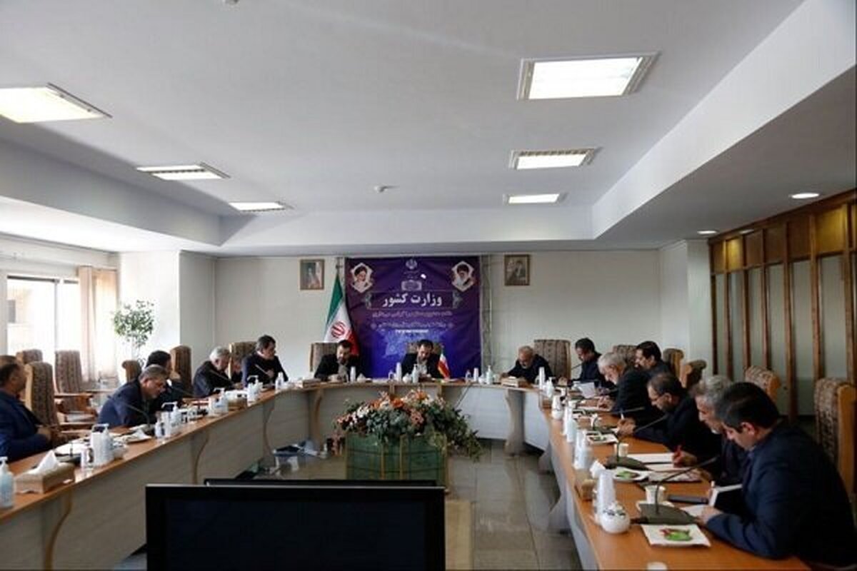 وزارت کشور گفتوگوی سیاسی احزاب و تشکلهای سیاسی را تسهیل میکند