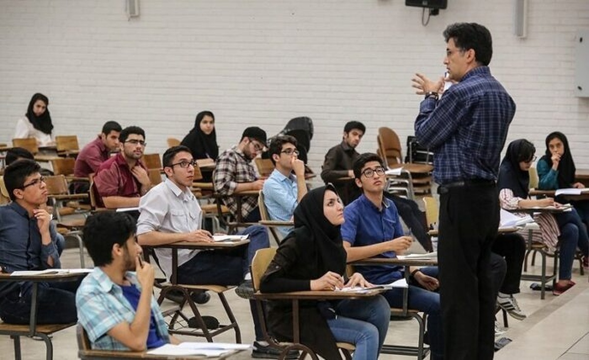 مجوز تاسیس مراکز زبان فارسی نباید به همه دانشگاه‌ها داده شود