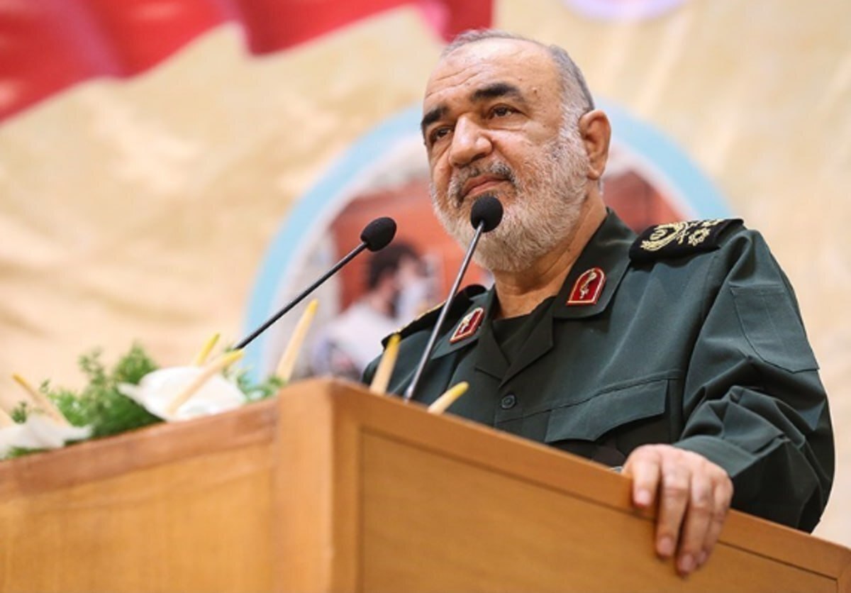 سرلشکر سلامی: غربی‌ها هر کجا رفتند ثمره‌اش ویرانی و اشغال بود