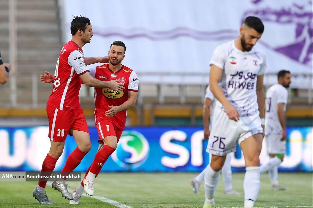 پرسپولیس نفس هوادار را در ۴۵ دقیقه اول گرفت/ مهار پنالتی شجاعی توسط بیرانوند